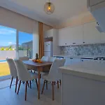 Villa Liya